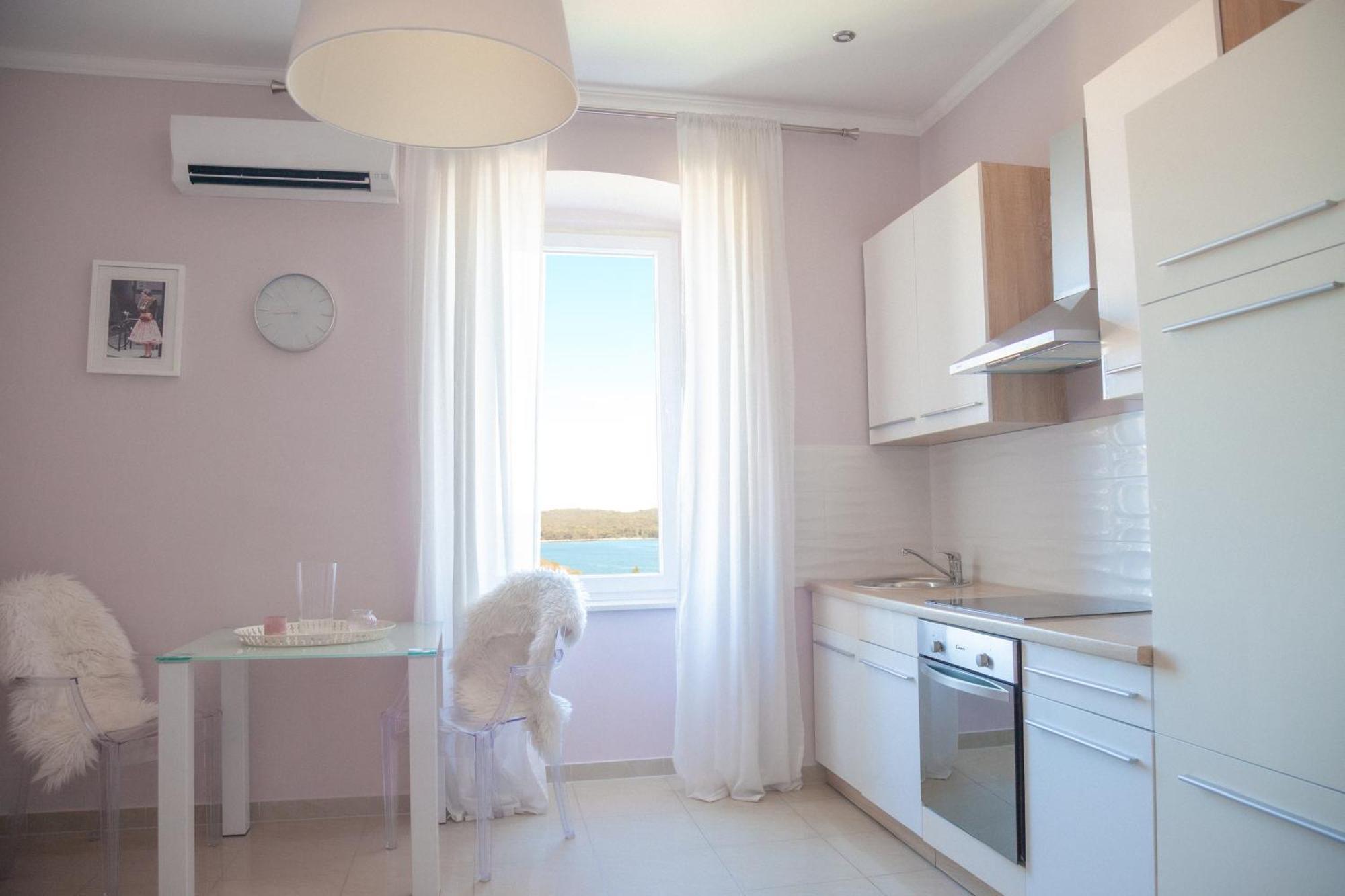 Captain Emo City Apartments Pula Dış mekan fotoğraf